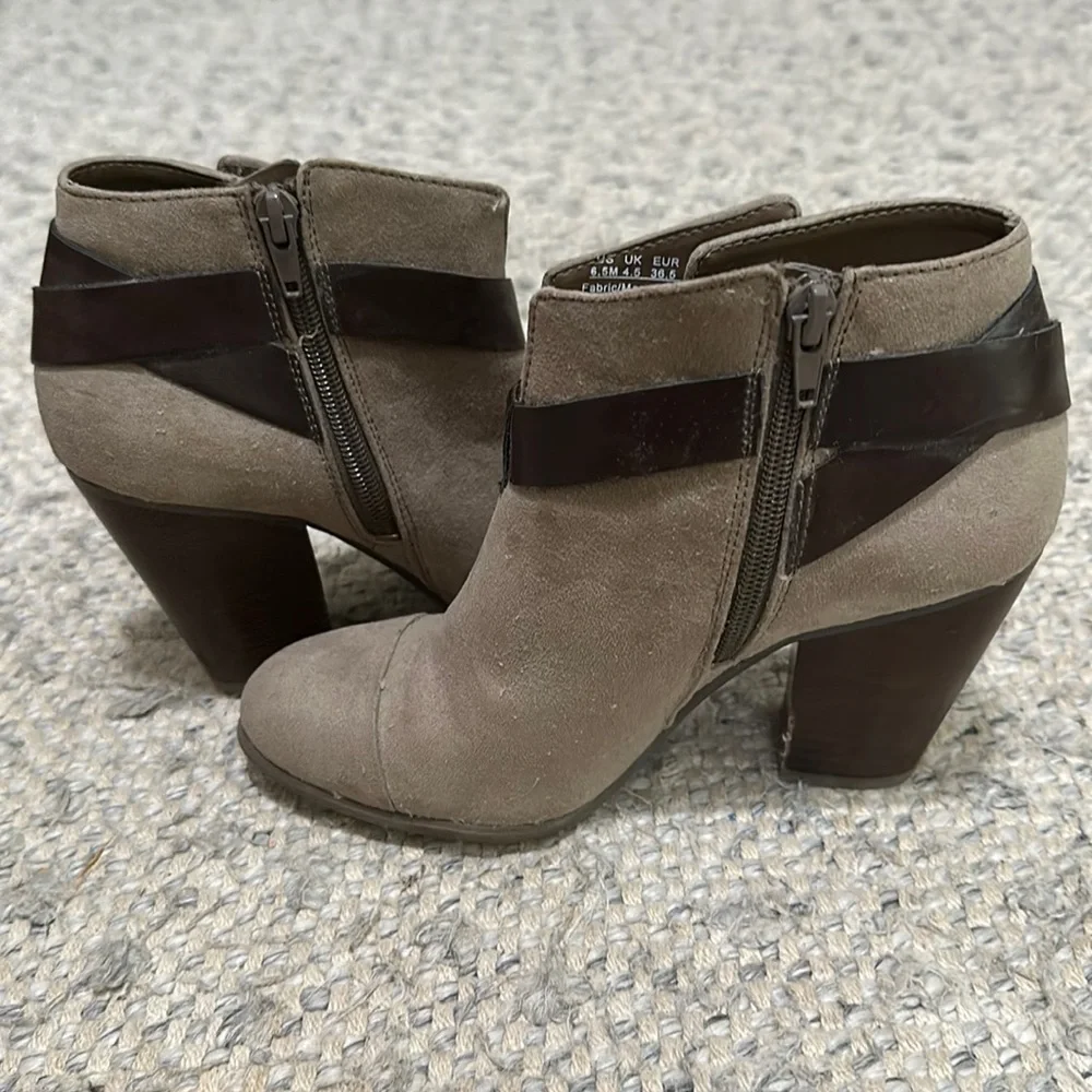 Carlos Santana faux buckle heeled booties